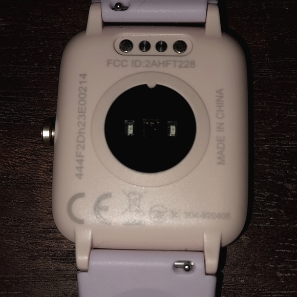 Smart Watch IP68 - Picture 3 of 3